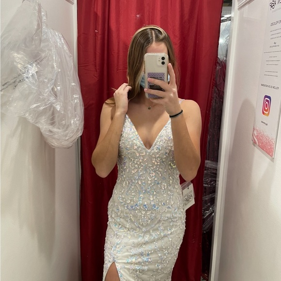 Prom Dress - Picture 6 of 7